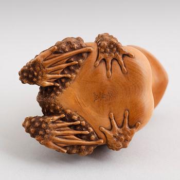 FIGUR, skulpterat trä, Japan, signerad,  Meji (1868-1912).