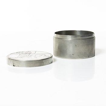 Sylvia Stave, attributed to. A pewter box with cover, CG Hallberg, Stockholm 1929.