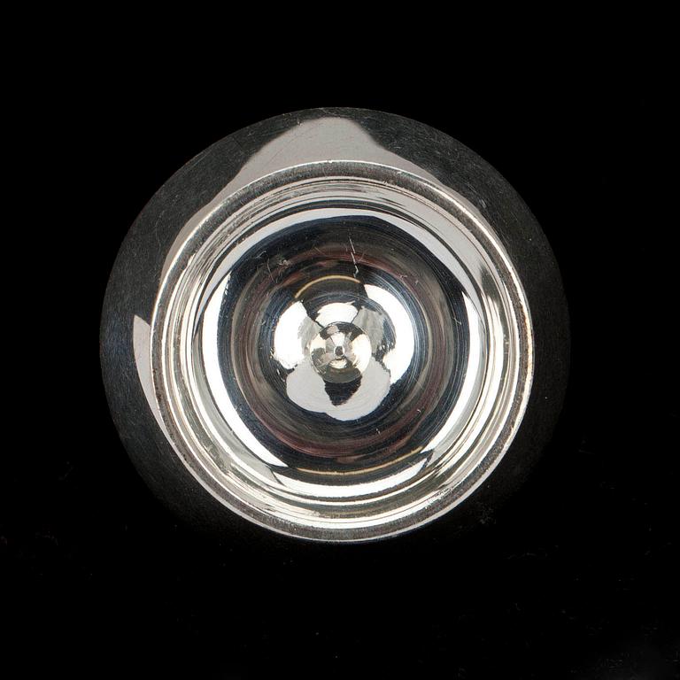 RING, sterling silver, Pekka Piekäinen, Auran Kultaseppä 1973. Vikt 14,3 g.