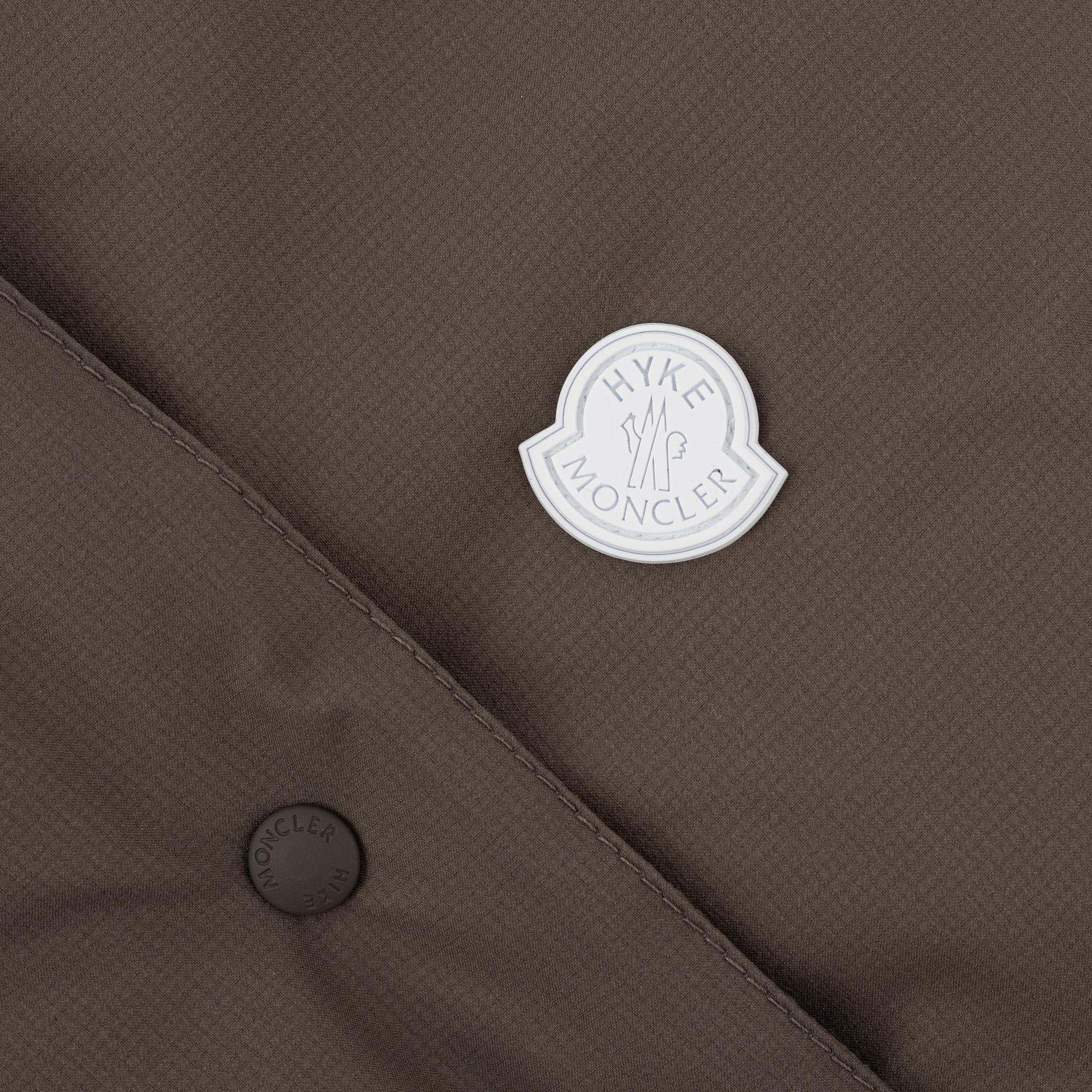 Moncler, collar, 'Sciarpa'.