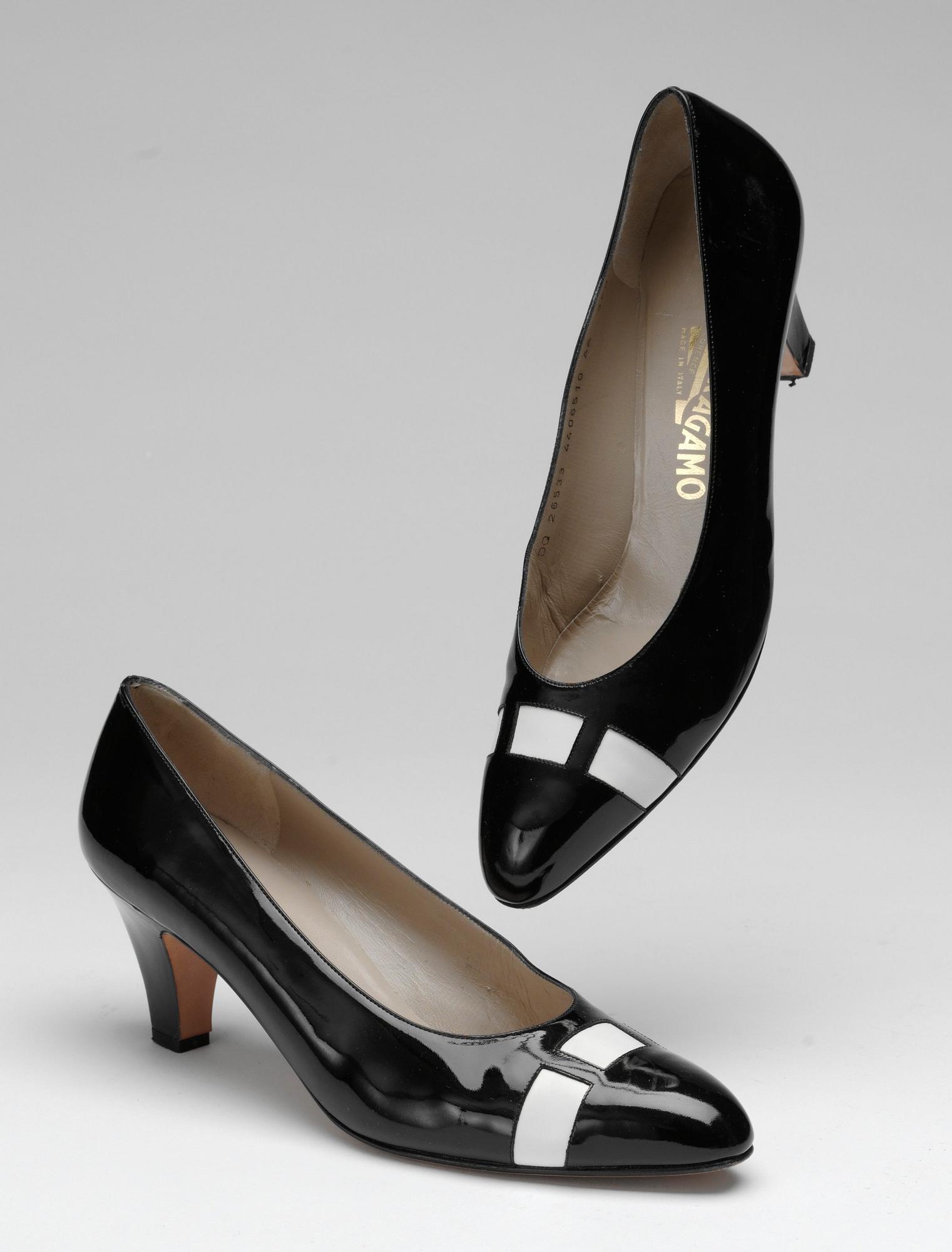 DAMSKOR, Salvatore Ferragamo.
