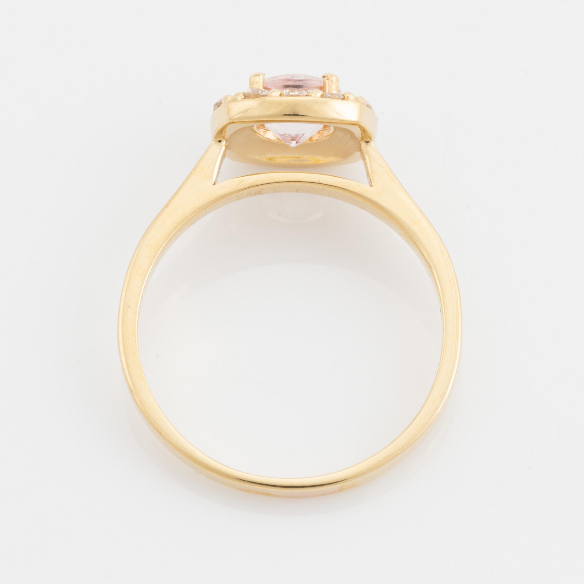 Morganite and brilliant cut diaond ring.