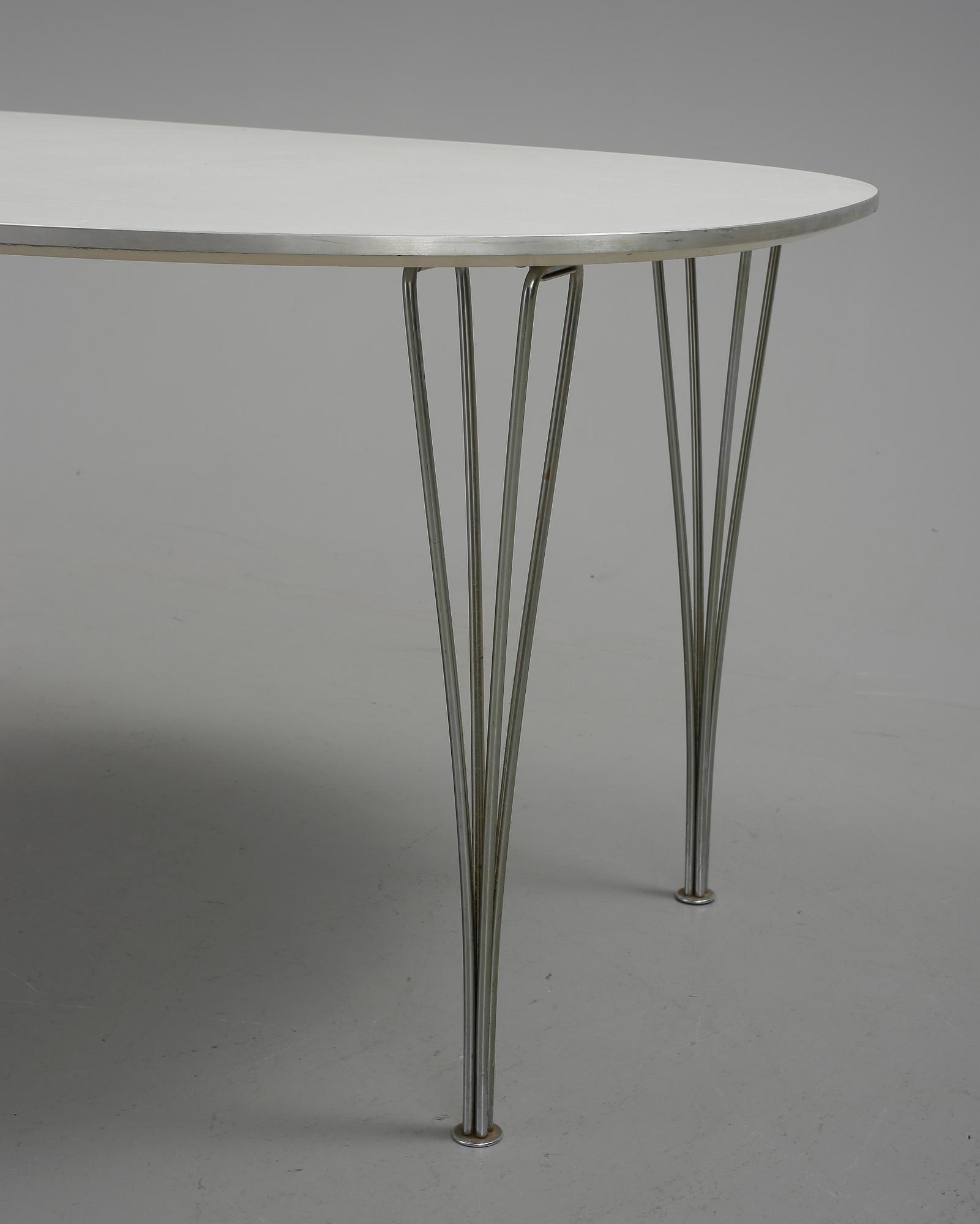 MATBORD, "Superellips", Bruno Mathsson och Piet Hein för Fritz Hansen.