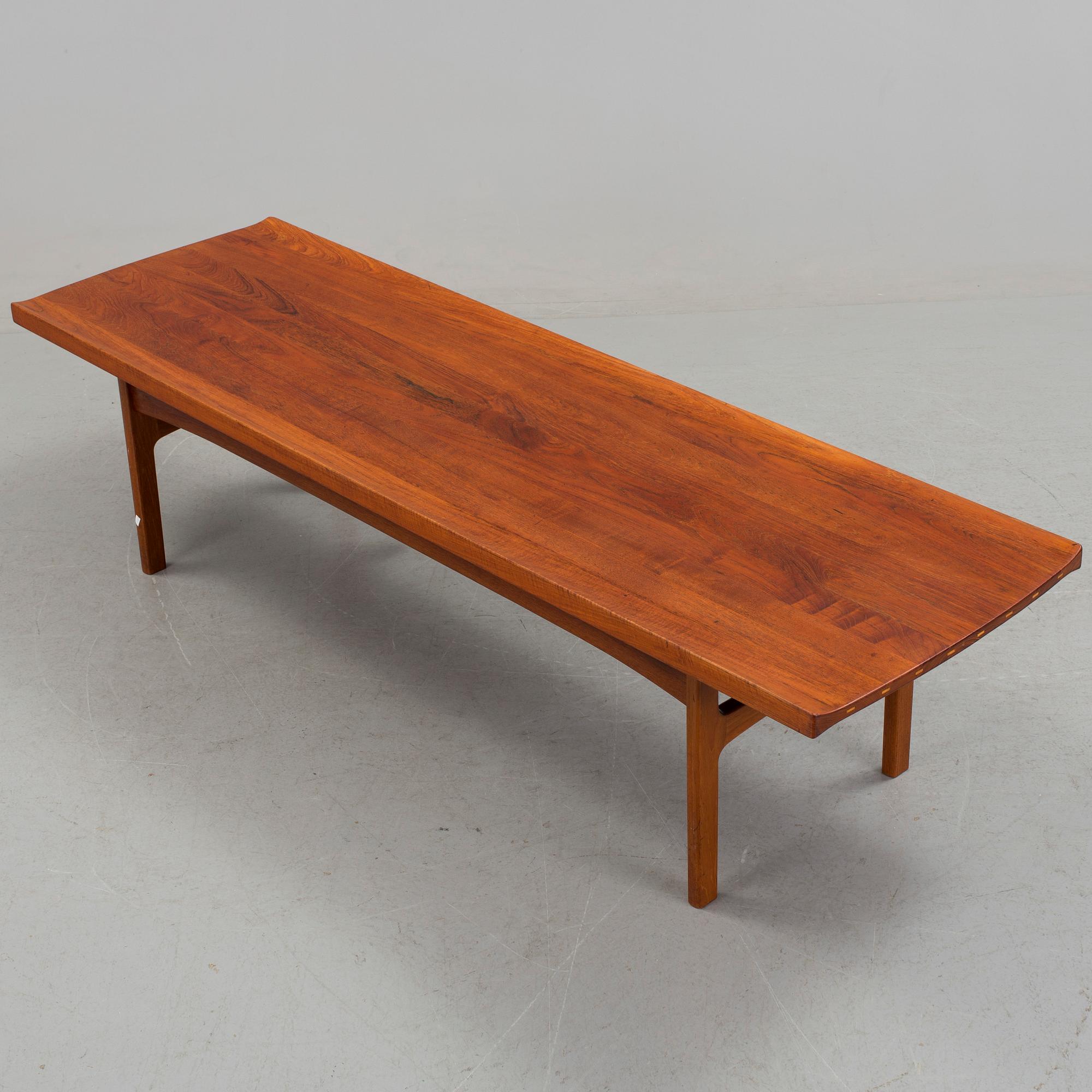 Tove & Edvard Kindt-Larsen, soffbord, Säffle Möbler. 1900-talets andra hälft.