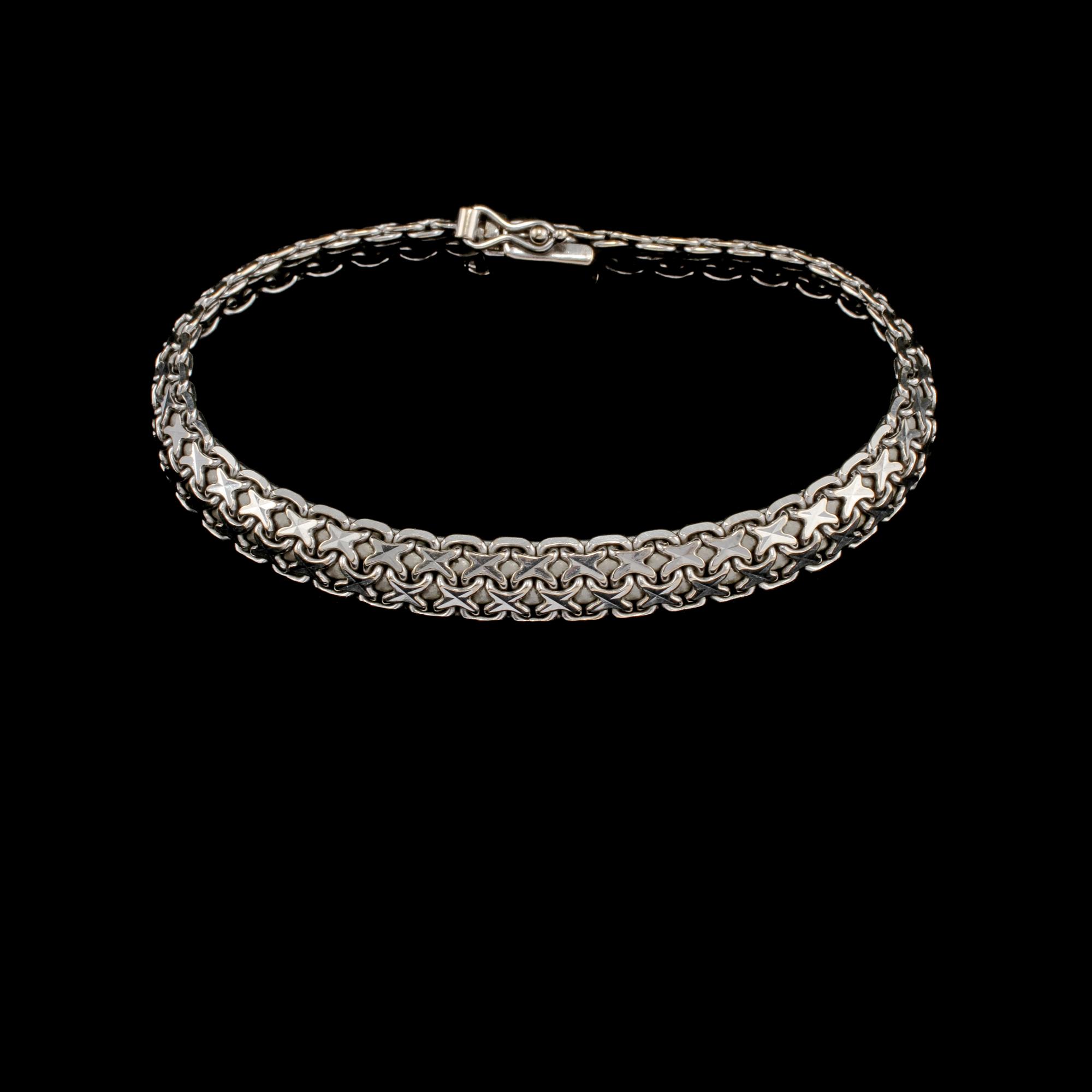 ARMLÄNK, 18k vitguld, importstämplad. Vikt 23 g.