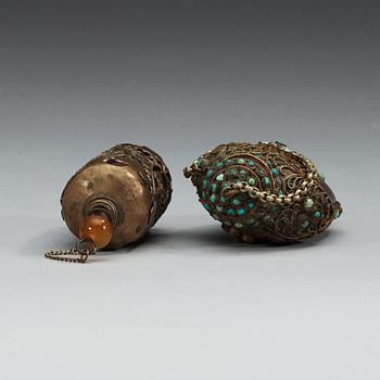 Two Tibetan snuff bottles, Qing dynasty, late 19th Century.