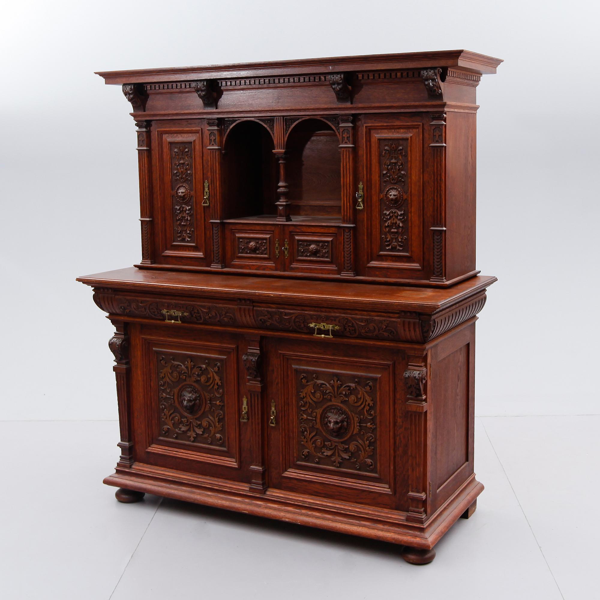 SKÅP, nyrenässans, 1800-talet andra hälft.