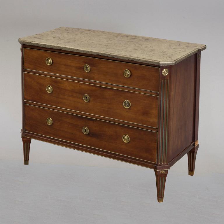 An early 19th century commode.