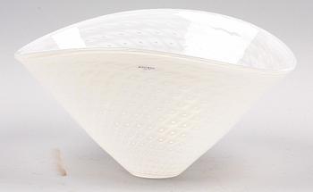 SKÅL, glas. Kosta Boda, sign. Göran Wärff.