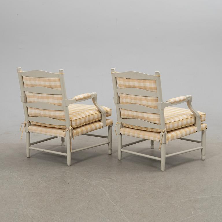 Karmstolar, ett par, Gustaviansk stil, sk Gripsholmsfåtöljer, 1900-talets andra hälft.