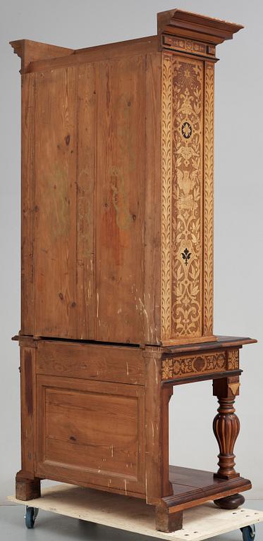 BOKSKÅP, nyrenässans, 1800-talets slut.