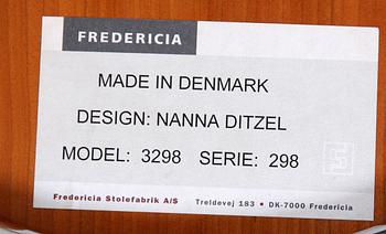 STOLAR, 2 st. Design Nanna Ditzel, Fredericia Stolefabrik, Danmark. Modell 3298 serie 298.