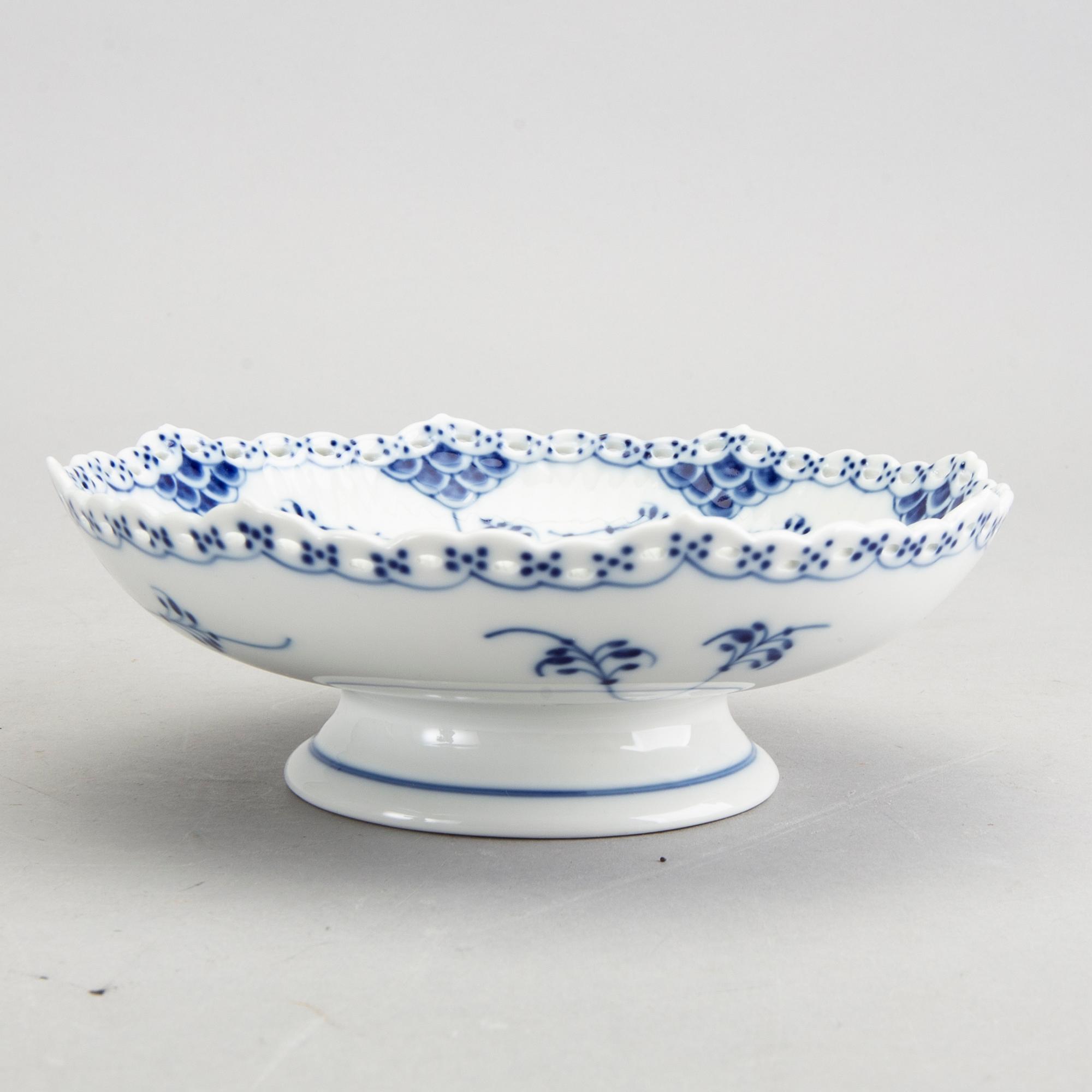 Servis 25 dlr Musselmalet Helblonde Royal Copenhagen Danmark 1900-talets senare del porslin.