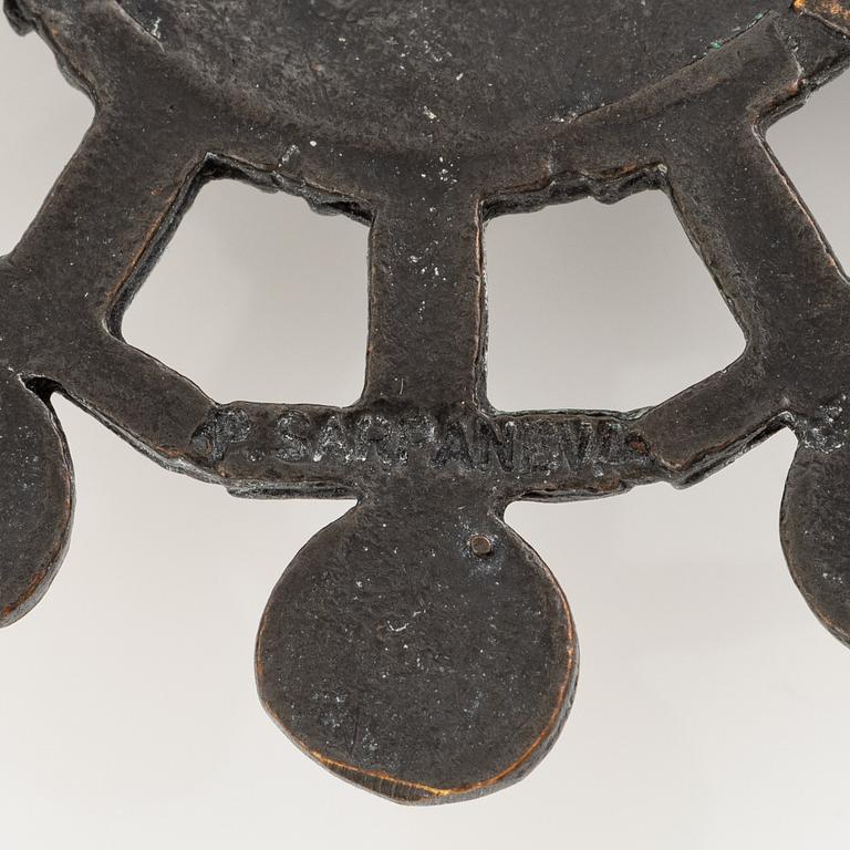 Pentti Sarpaneva, collier, brons.