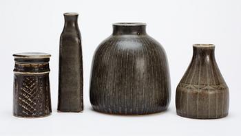 A Carl-Harry Stålhane stoneware lidded jar and three vases, Rörstrand.