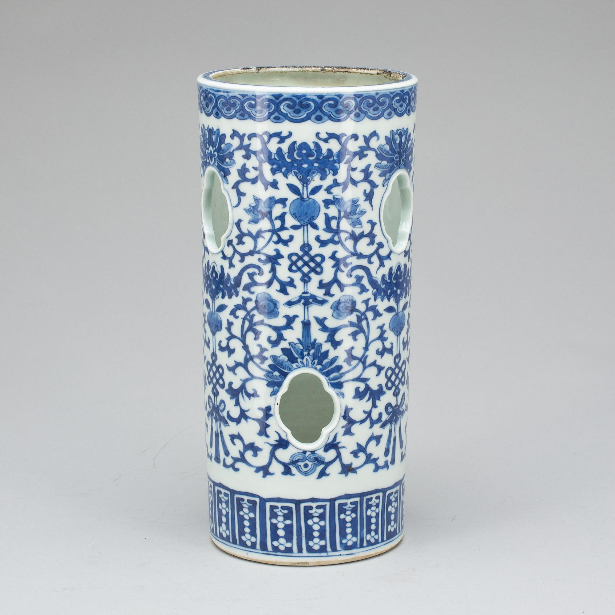 PERUKVAS, porslin, Kina, 1900-tal.