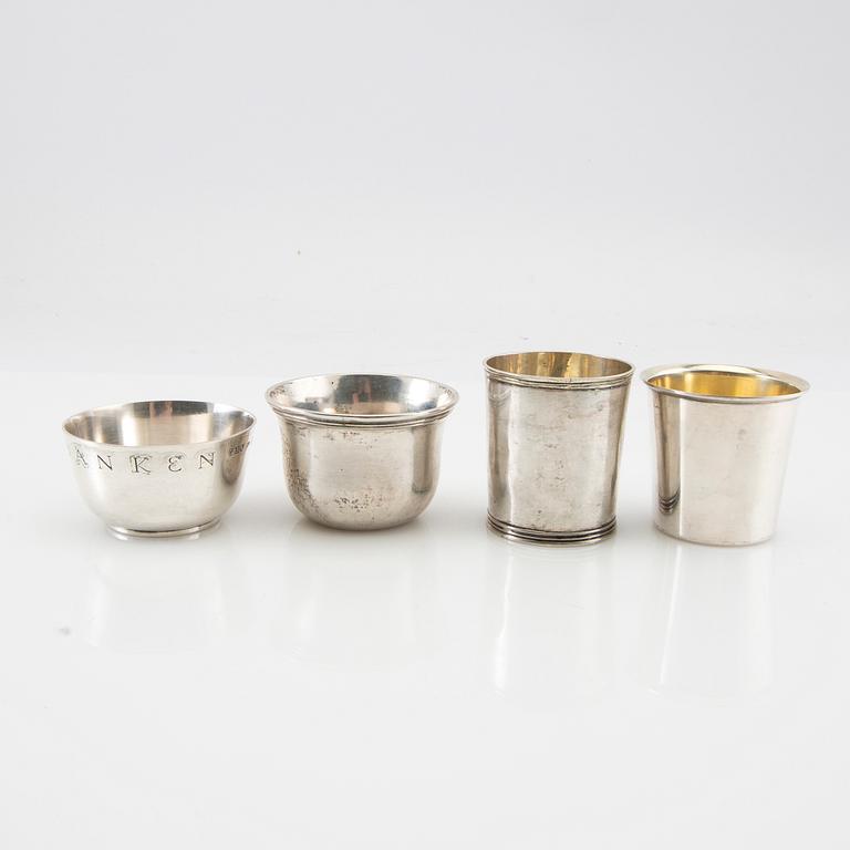 A collection of cups 12 pcs silver 18th/19th century.