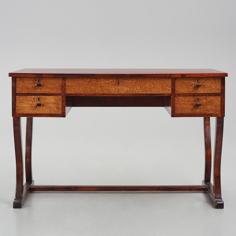Carl Malmsten, skrivbord, Swedish Grace, Svenska Möbelfabrikerna Bodafors, 1920-tal.