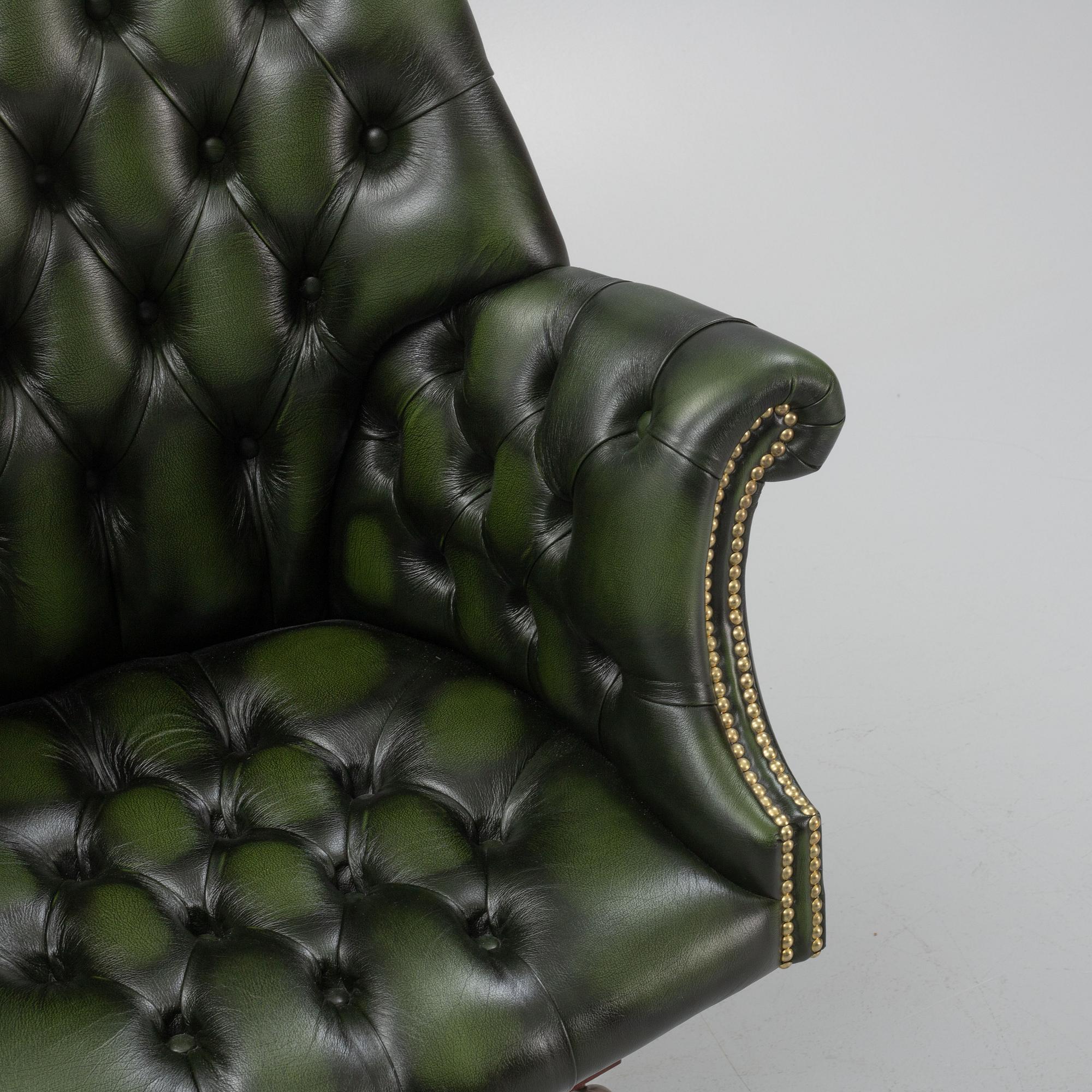 A Chesterfield Sofa Company desk chair, England, contemporary.