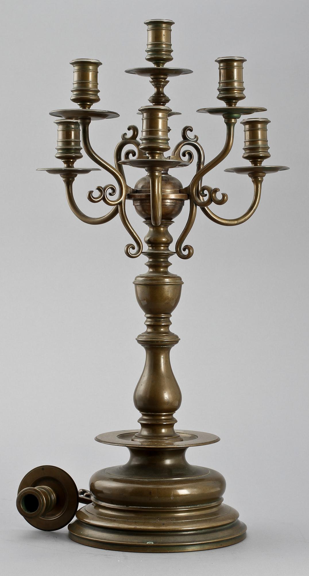 KANDELABER, malm, 1900-tal.