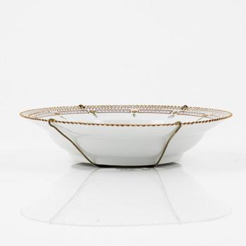 Royal Copenhagen, tallrik, "Flora Danica", Danmark, 1954.