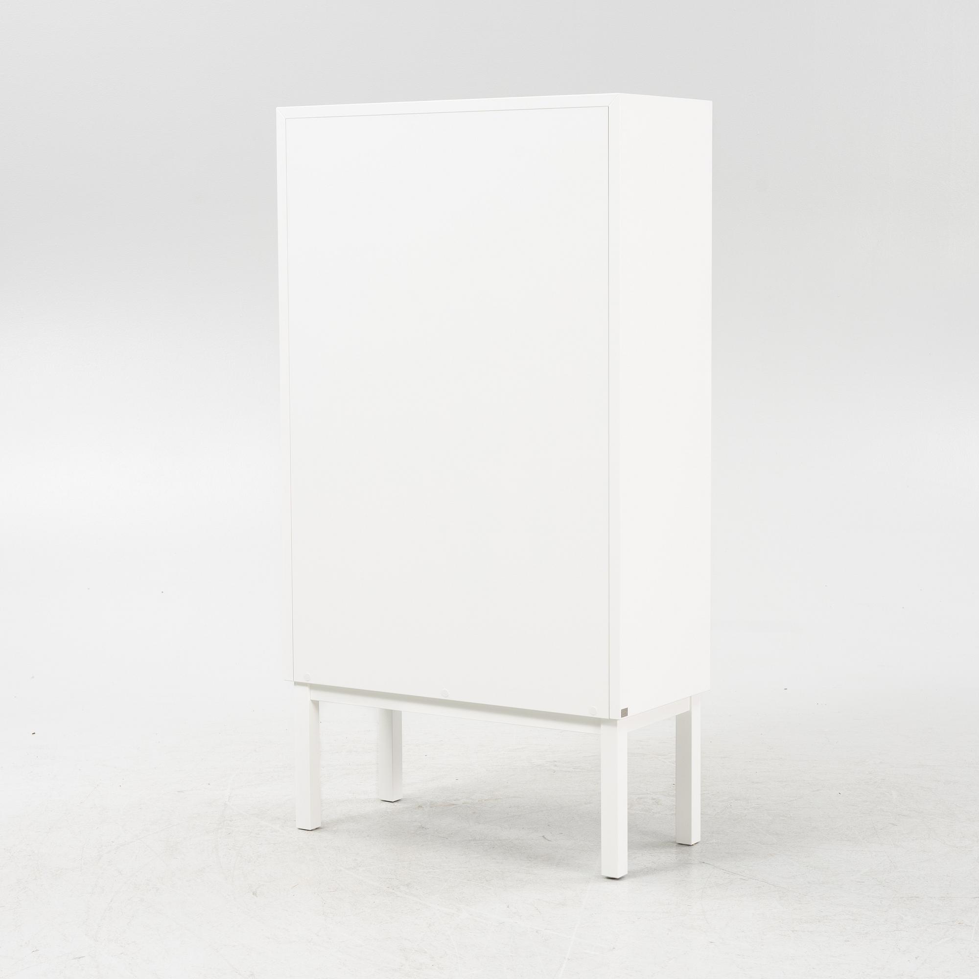 Sara Larsson, skåp, "Collect 2016", A2, samtida.