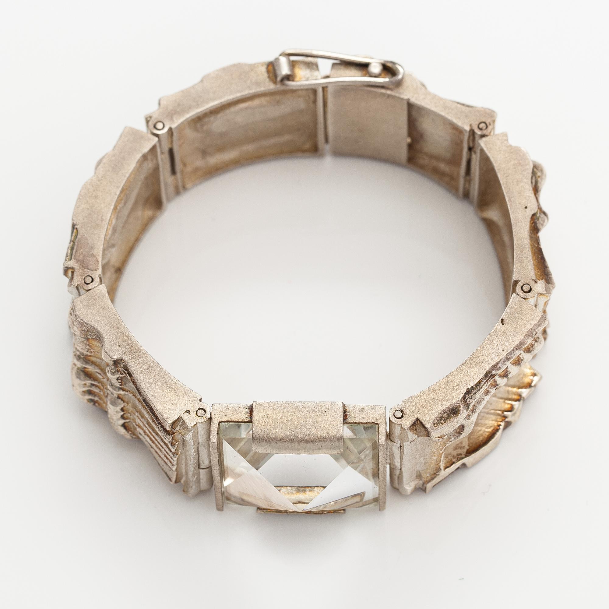 Jorma Laine, Armband "Ice", silver, bergskristall. Turun Hopea, Åbo.