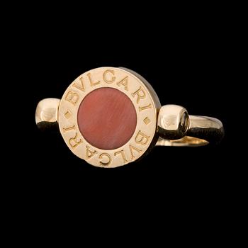 RING, Bulgari, gold, onyx and coral.