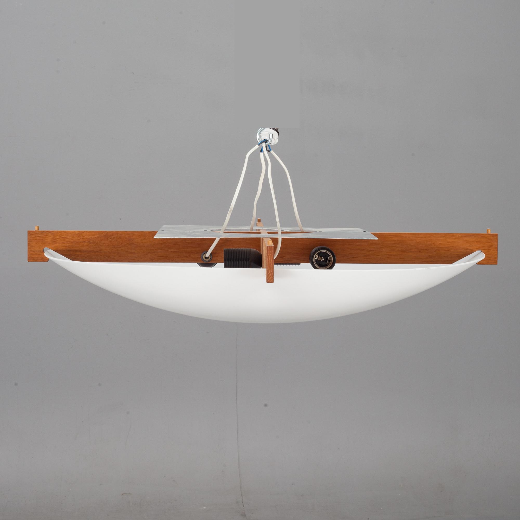TAKLAMPA, Luxus.