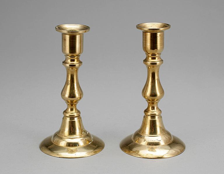 LJUSSTAKAR, 6 st, mässing, 1800/1900-tal.