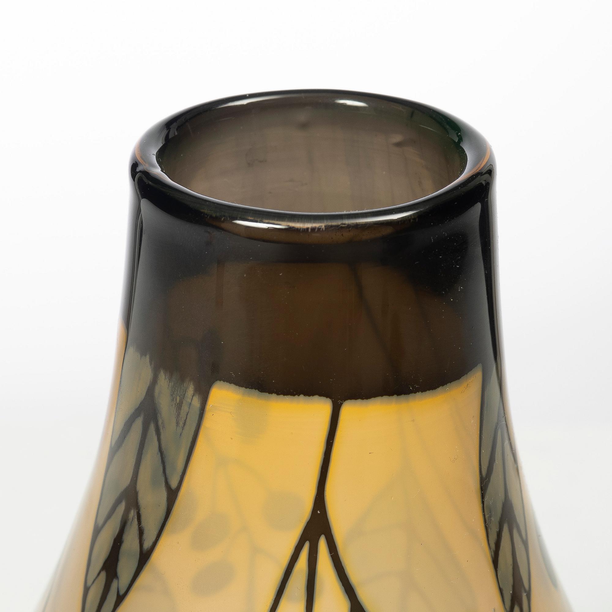 Eva Englund, vase, graal, Orrefors, 1987.