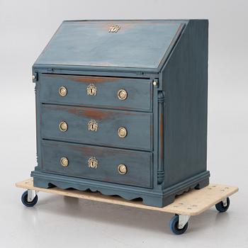 A chiffonnier, 19th century.