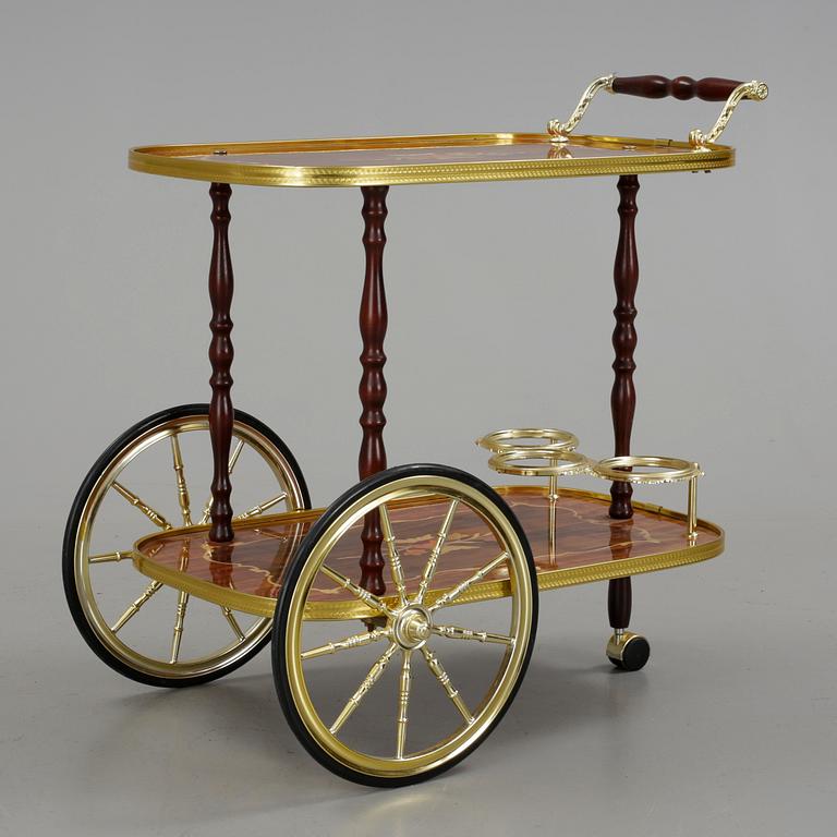 SERVERINGSVAGN, 1900-talets andra hälft.