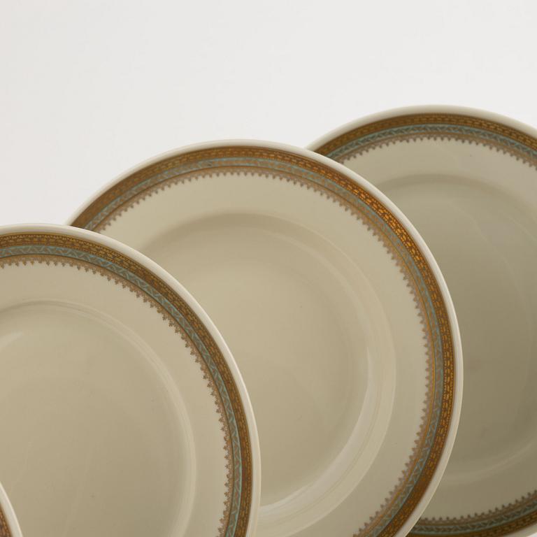 A 69-piece porcelain dinner service, Johann Haviland, Bavaria.