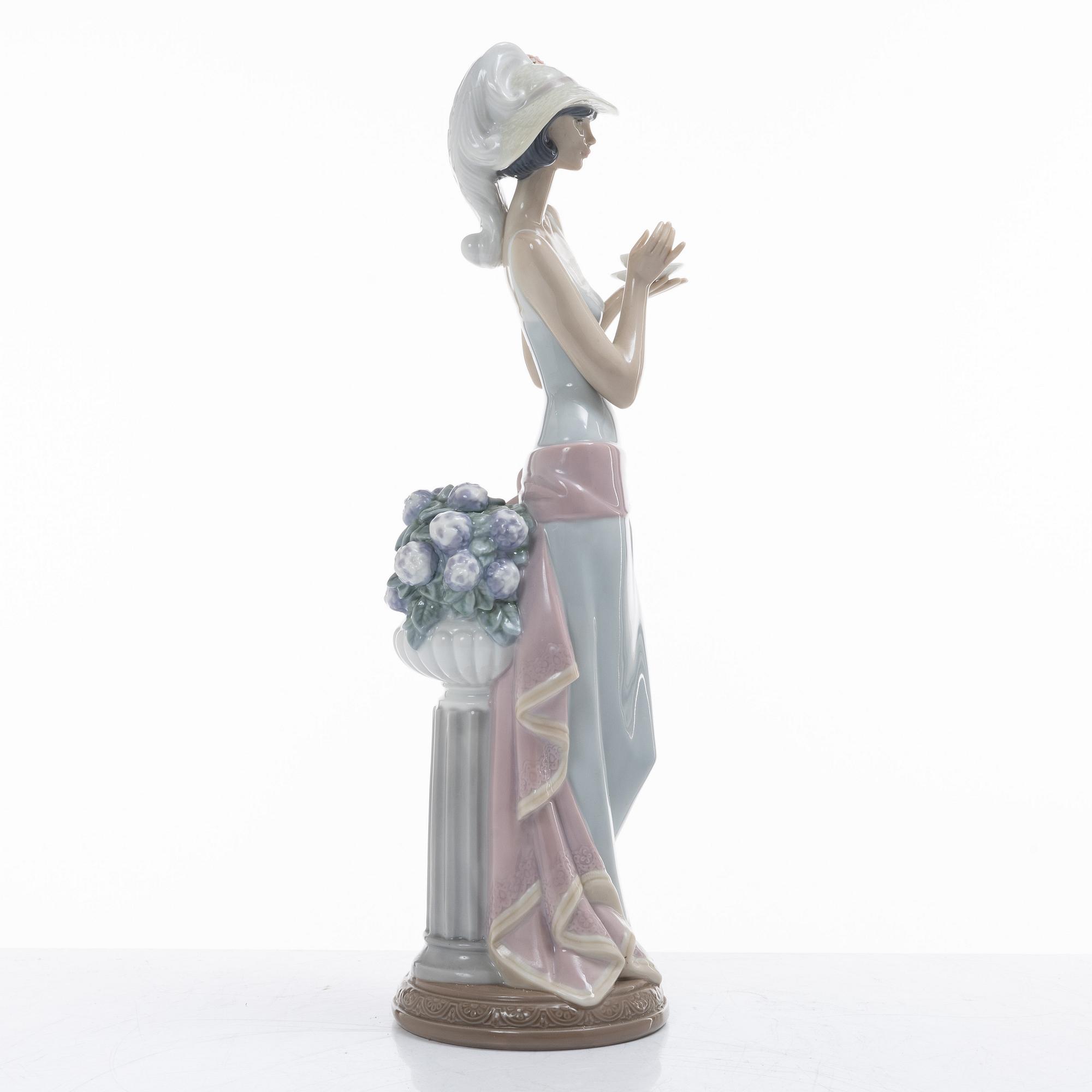 Juan Huerta, a 'Tea Time' figurine, Lladrò, Spain, 1988-98.