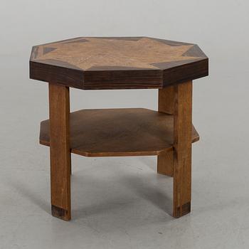 A MID 20TH CENTURY ART DECO STYLE TABLE.