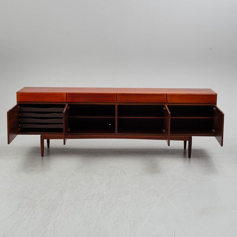 IB KOFOD LARSEN, sideboard, "FA 66", Faarup Møbelfabrik, Danmark 1960-tal.