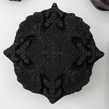 Tolv trästämplar för textil, Persien (Iran), 1900-tal.