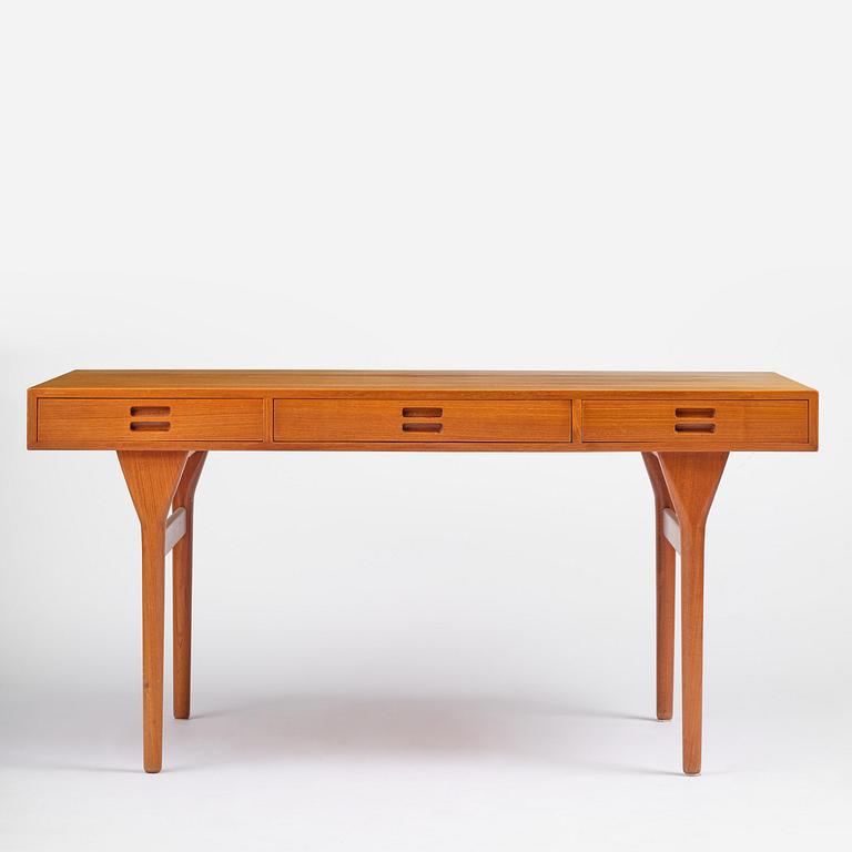 Nanna Ditzel, a teak desk model "93-4", Søren Willadsens Møbelfabrik, Denmark, 1950s.