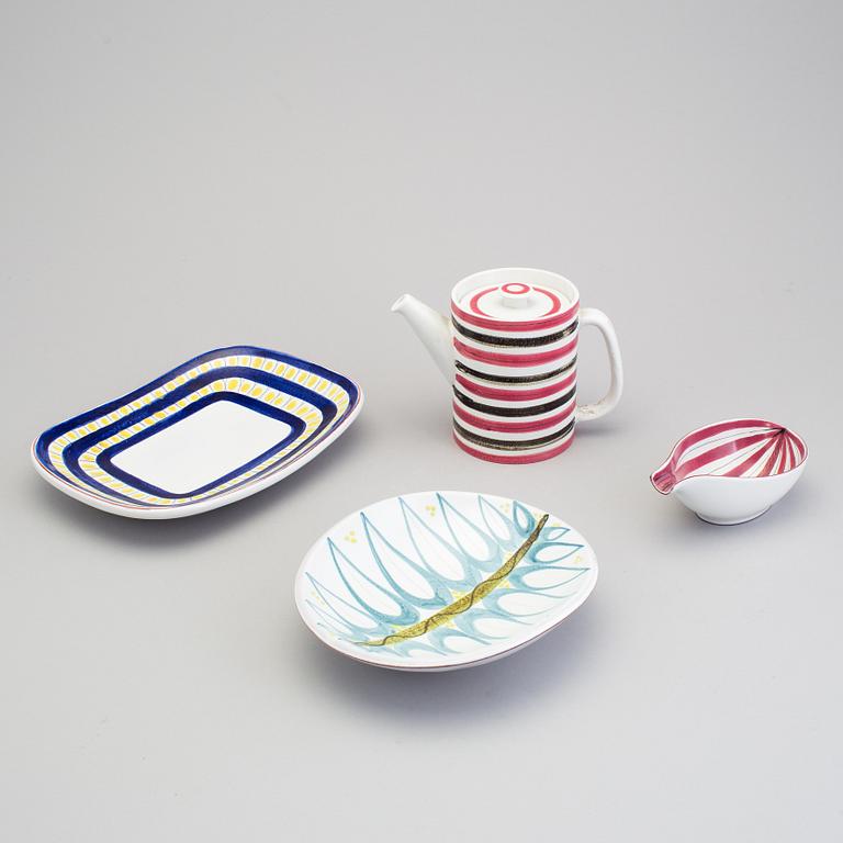 STIG LINDBERG, a lot of four faience items, Gustavsberg 1940/50s.