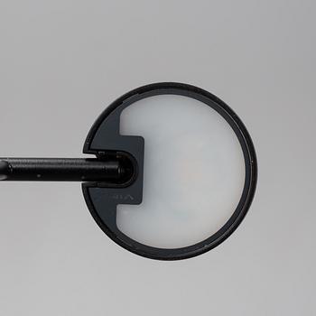 Ichiro Iwasaki, "Pin" golvlampa, Vibia, 2000-tal.