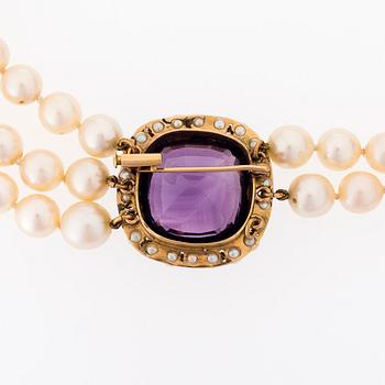 COLLIER, odlade pärlor, fasettslipad ametist, 14K guld.