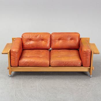 YNGVE EKSTRÖM, soffa, ur serien "Kontrapunkt", Swedese Möbler AB, modellen lanserad 1968.