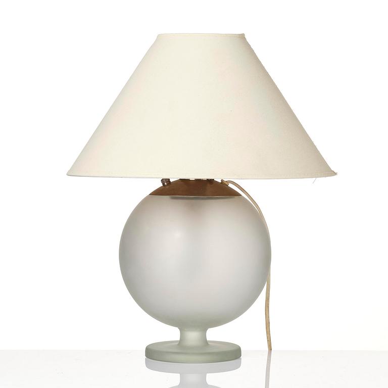 Harald Notini, a table lamp model "15206", Arvid Böhlmarks Lampfabrik, Stockholm, 1930s.