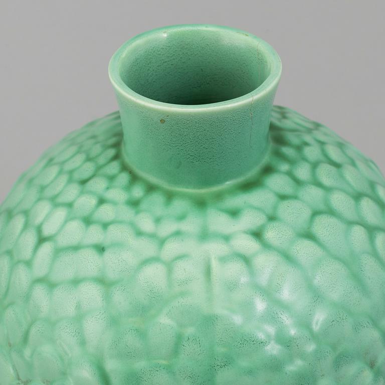 A 1940´s earthenware Anna-Lisa Thomson vase from Upsala Ekeby.