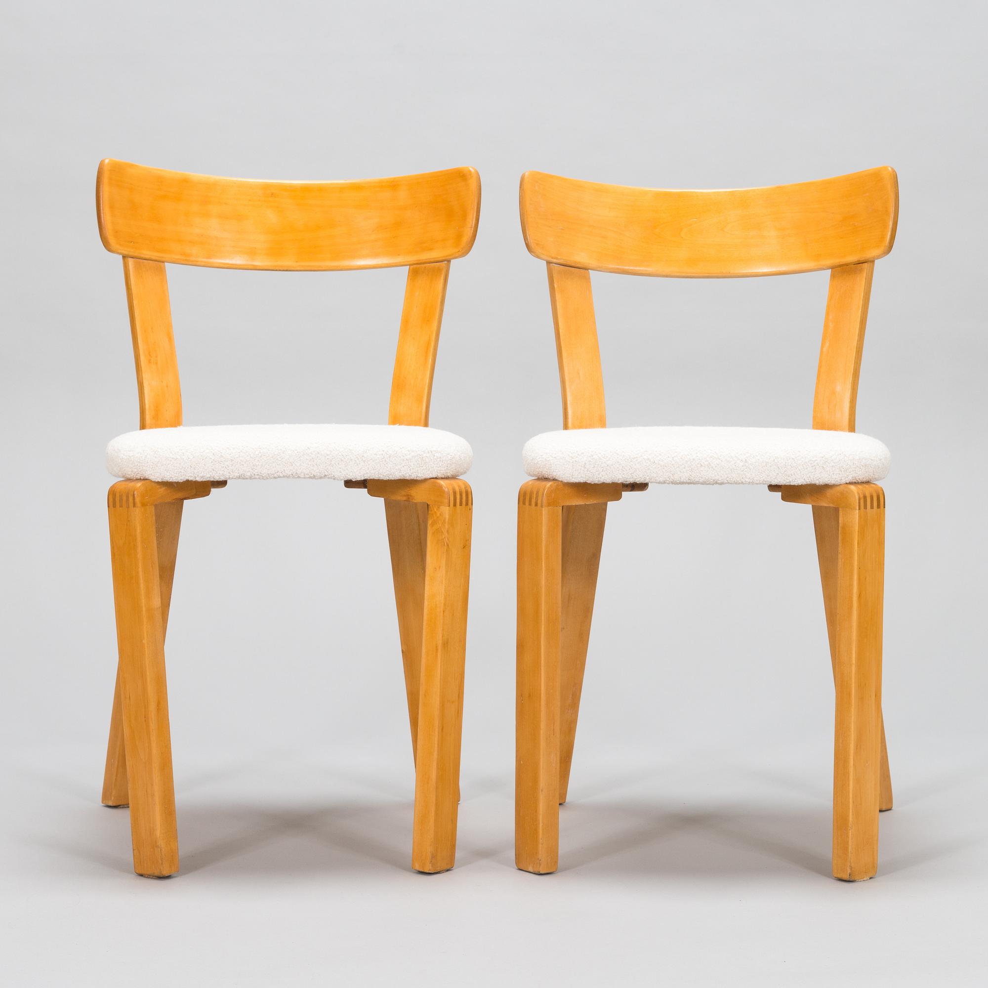 Alvar Aalto, a pair of 1940s '69' chairs for O.Y. Huonekalu- ja Rakennustyötehdas A.B.