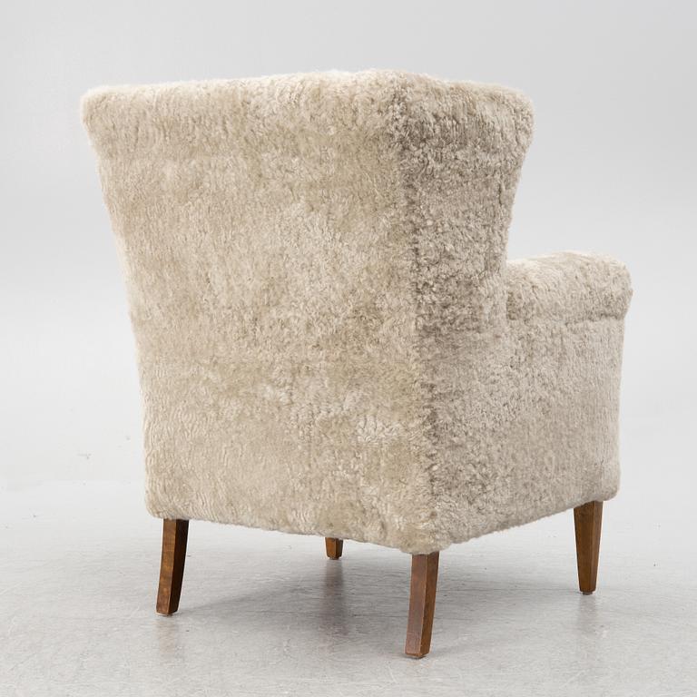 A Swedish Modern armchair, mid 20th century.