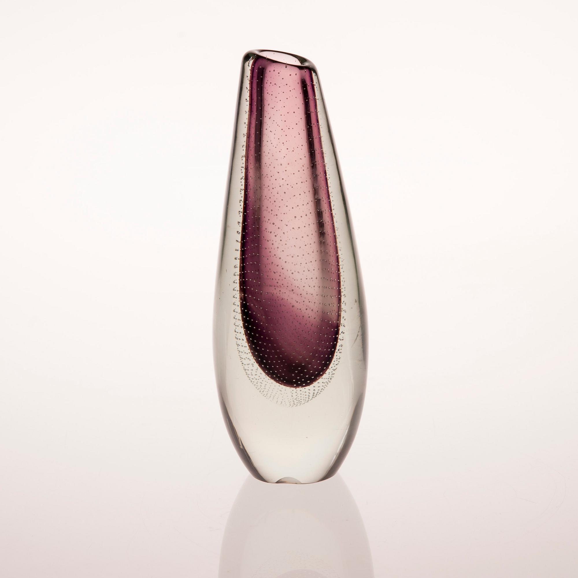 VAS, glas, design Gunnel Nyman, osignerad, Notsjö.