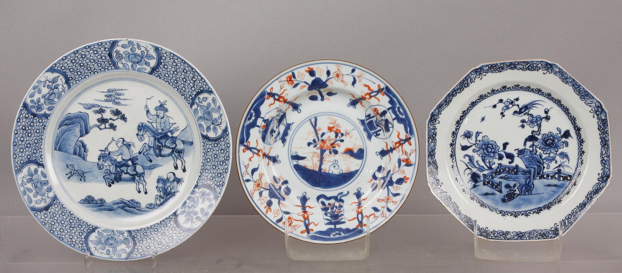 PARTI PORSLIN, 13 delar, Kina samt Japan, 1700/1800-tal.