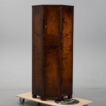 Hörnskåp, funkis, 1930/40-tal.